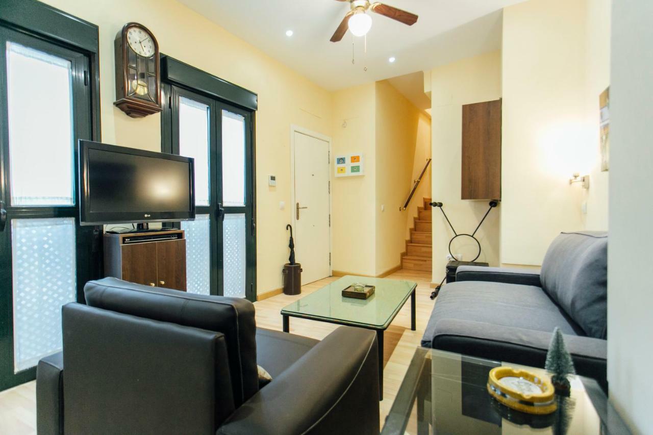 Appartement Bright Duplex W/ Terrace à Séville Extérieur photo